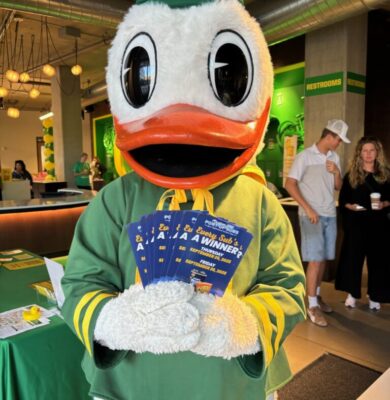 University of Oregon Catering Flock Party